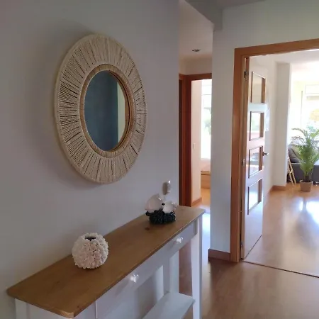 Encantador Familiar 4 Px Con Terraza, Parking Y Wi-fi En * Llançà